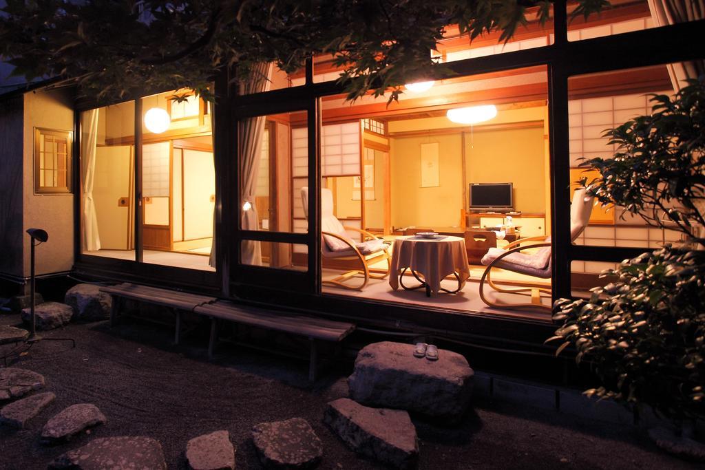 Shimizu Ryokan Юфу Экстерьер фото